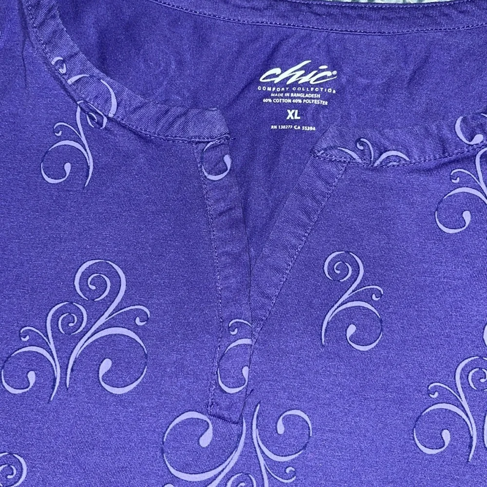 Top - Picture 2 of 4